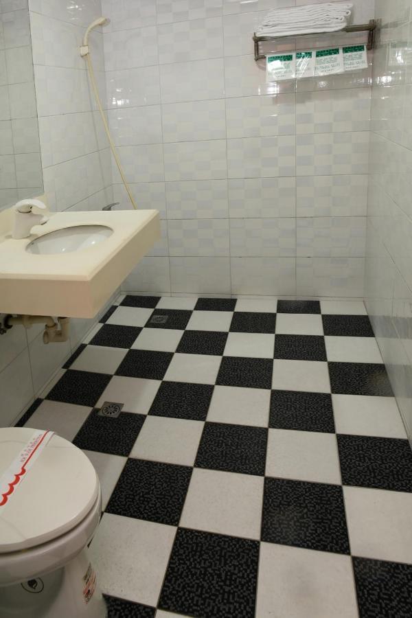 Love Boat Motel Chaozhou Exterior photo